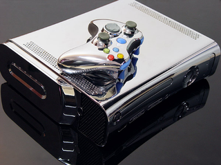Illustration for article titled XCM Chrome Xbox 360, From Drab to Fab(ricated)